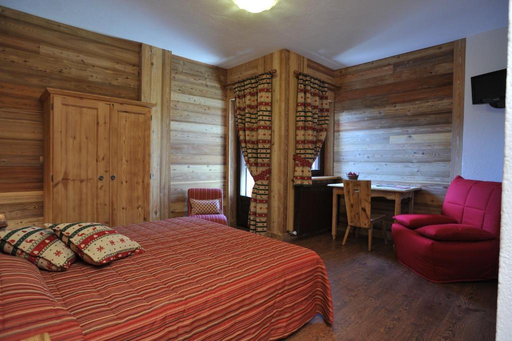 Hotel Rendez-Vous - Aymavilles Habitación foto